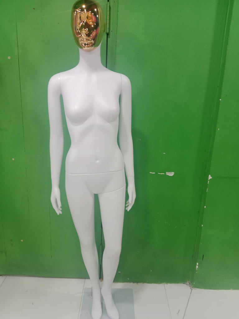 LADY DUMMY WHITE WITH GOLD FACE 